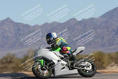 media/Oct-30-2025-Racers Edge (Thu) [[dabbdaf680]]/3-B Group/Session 4 (Turn 9 Side)/